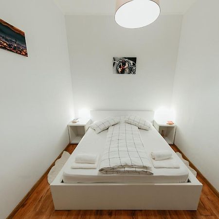 Apartament Dragoner Central Hermannstadt Exterior foto