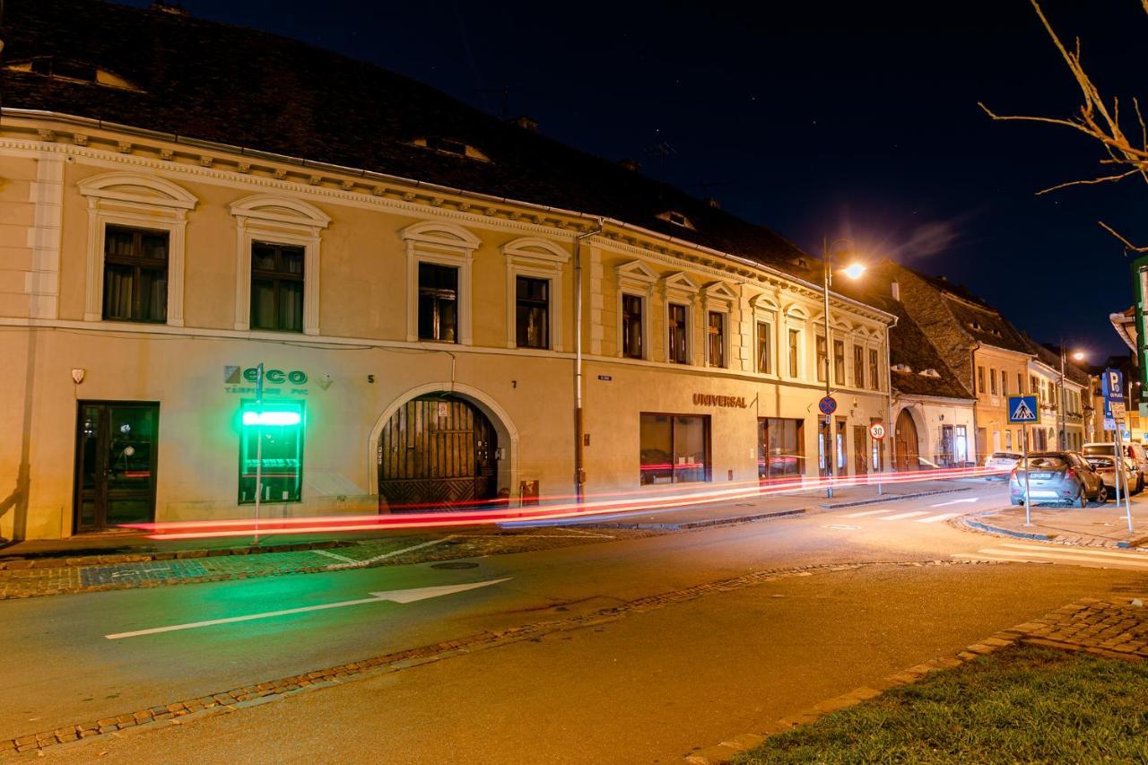 Apartament Dragoner Central Hermannstadt Exterior foto